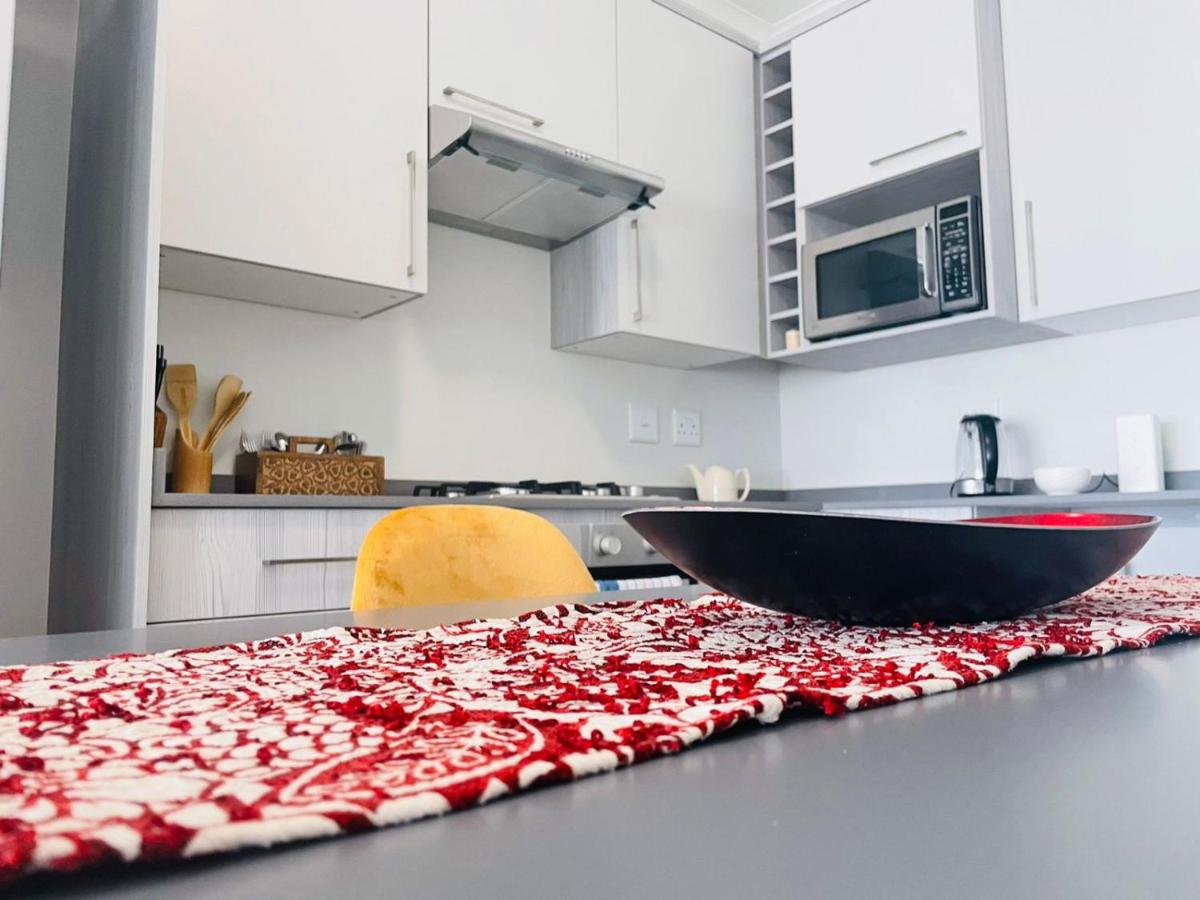 Smartz Apartment 210 - Housity