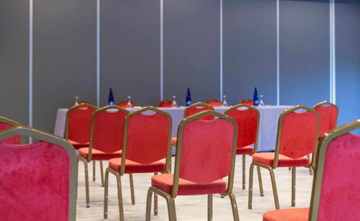 Zona business o sala de conferencias en Hotel Jerez & Spa