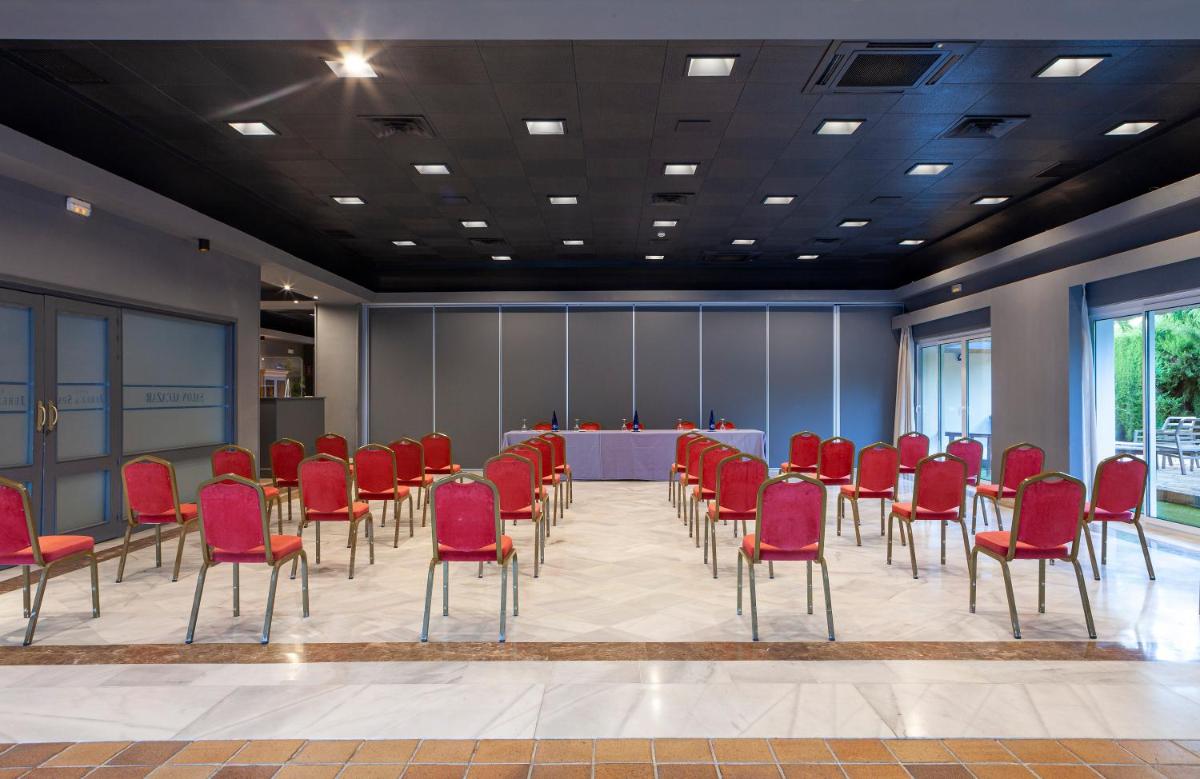Zona business o sala de conferencias en Hotel Jerez & Spa