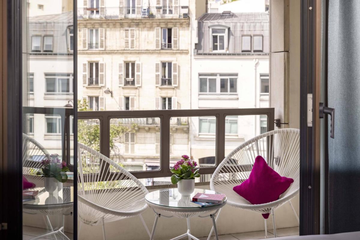 Hotel Paris Louis Blanc - Housity