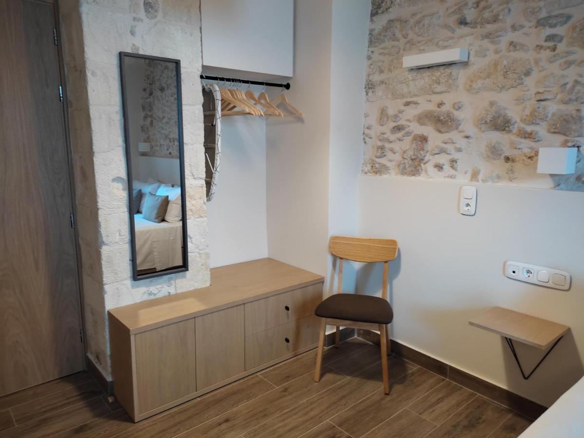 Loggia Traditional Suites - Housity