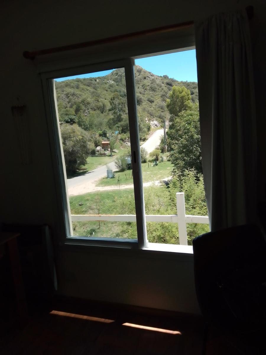 Las Fucsias V. Cabaña de Categoría en las sierras de Potrero de Los Funes - Housity