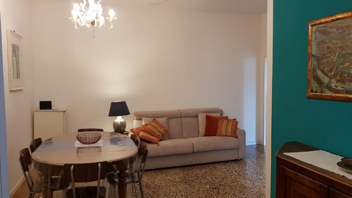 Residenza Emilia - Housity