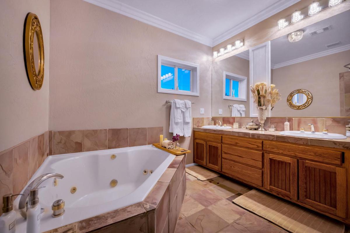 Quiet Mind Mountain Lodge, Retreat & Spa - Housity
