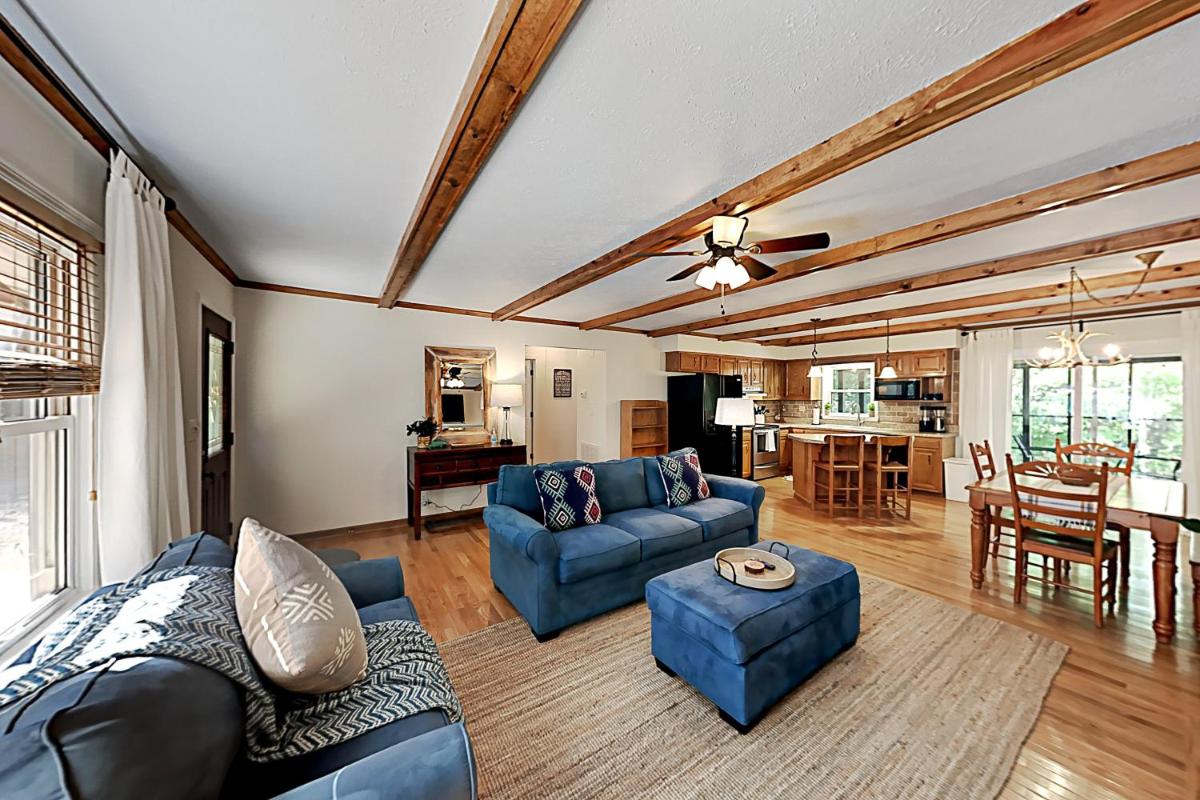 Just Around the Riverbend - Housity