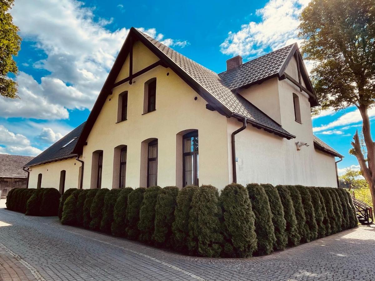 Folwark Minikowo - Agroturystyka w Borach Tucholskich - 5 pokoi z prywatnymi łazienkami - Housity