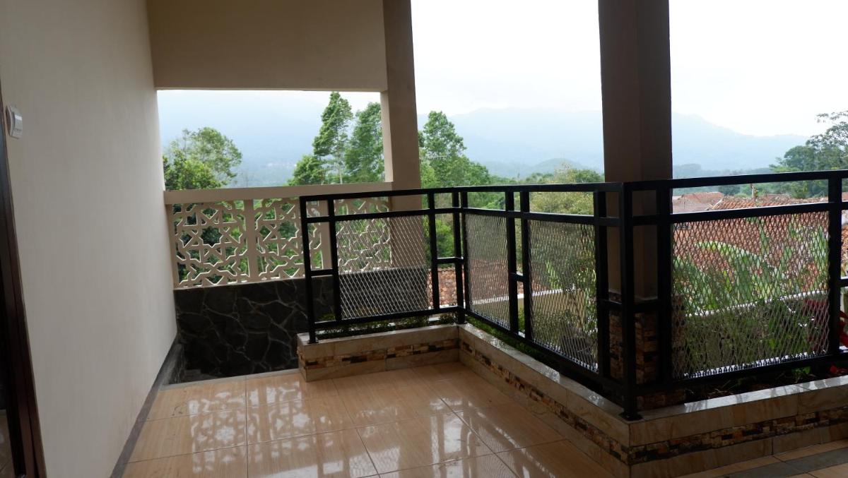 Triana Nur Homestay - Housity