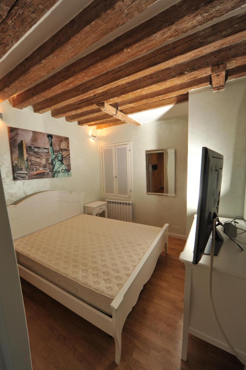 CALLE DE LA COMARE - Housity