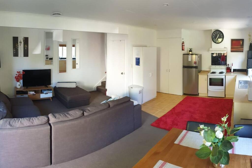 Central cozy house - 10 min walk to town - Housity