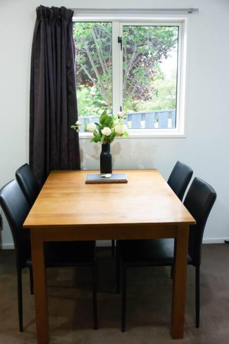 Central cozy house - 10 min walk to town - Housity
