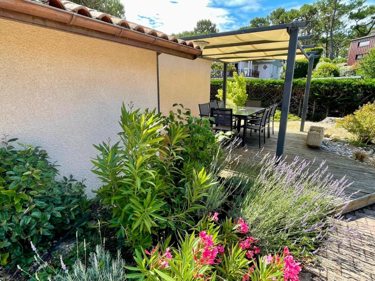 Holiday house close to the ocean in Lacanau-Ocean - Housity