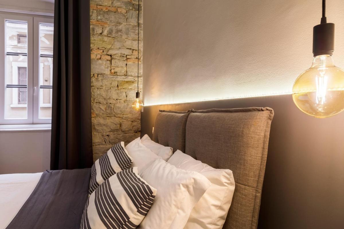 Romantic studio in the heart of Trieste - Housity