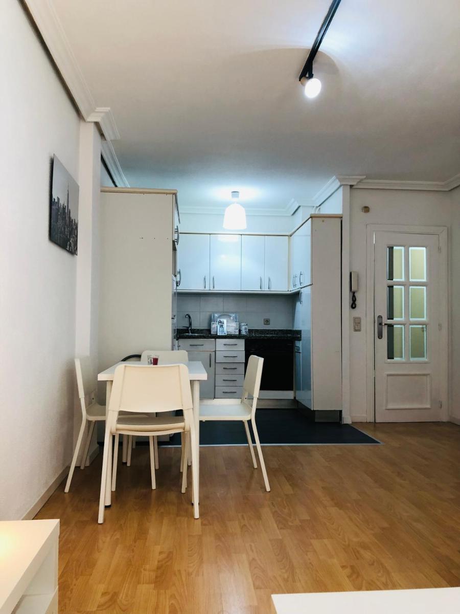 Precioso Apartamento al lado de El Corte Inglés - Housity