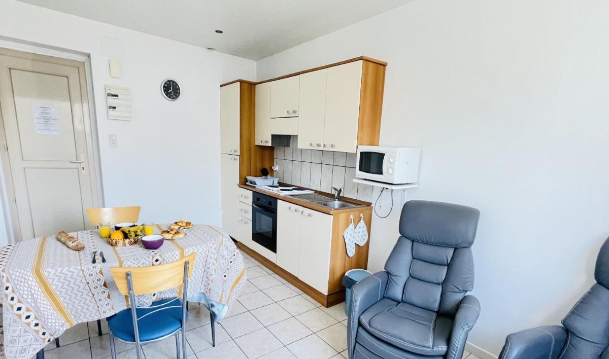 Residence Louis Place du Marche - Housity