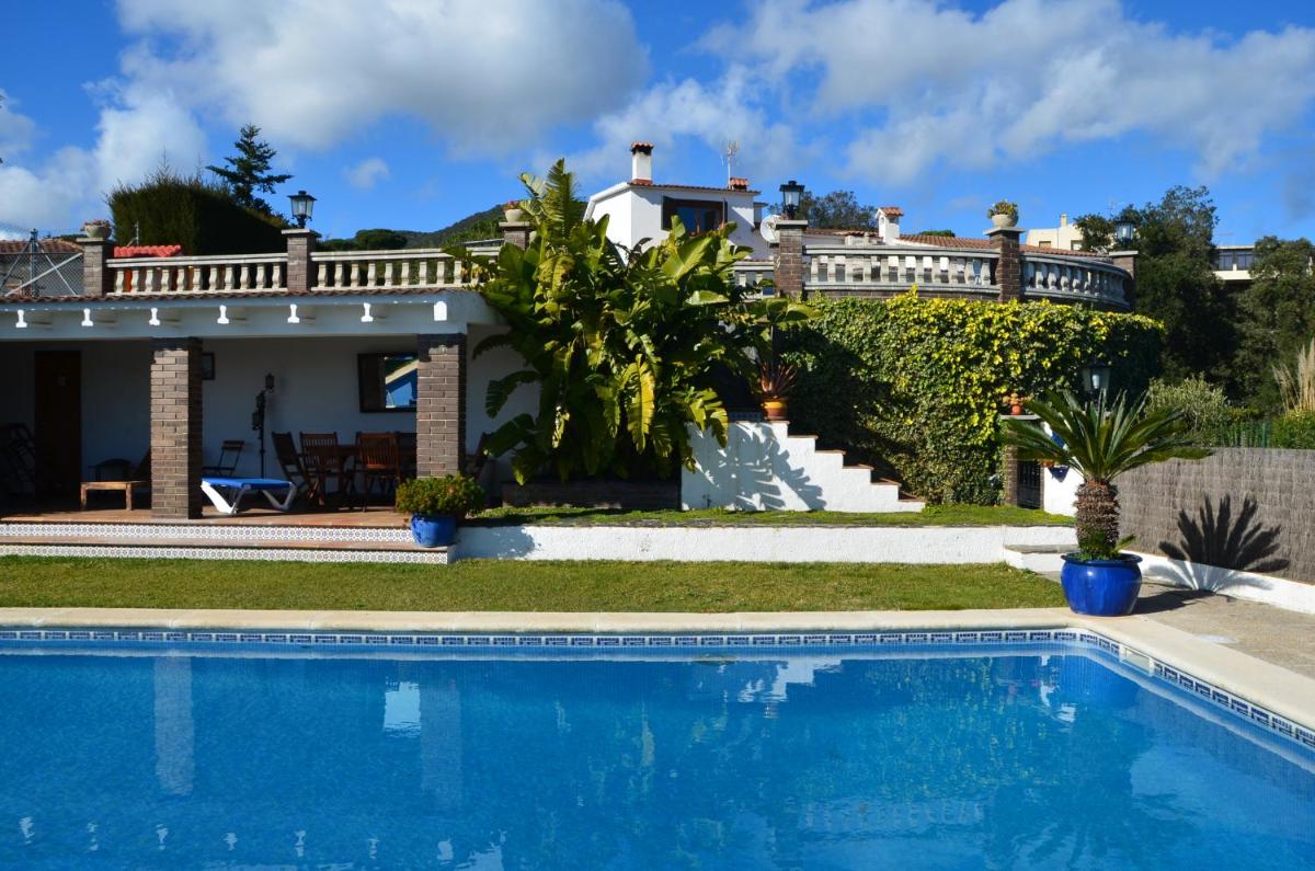 Sea view, Wonderful pool, Nature, Peaceful - Housity