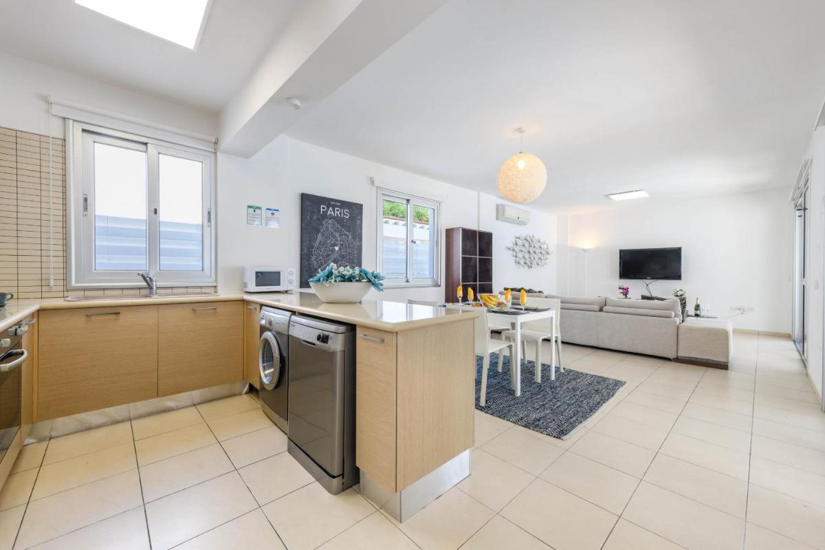 Villa Konnos Breeze - Housity