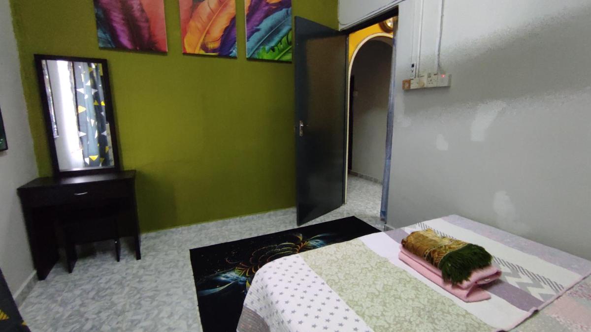 Homestay Opah Parit Buntar, Perak - Housity