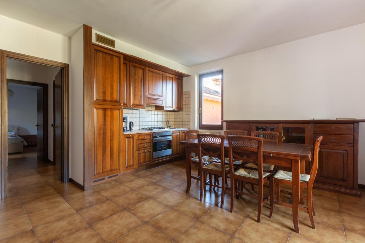 Mysa Properties - Charming apartment with lake view - Housity