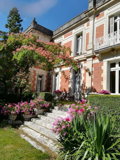Domaine de Champ rose + piscine chauffée, couverte - Housity