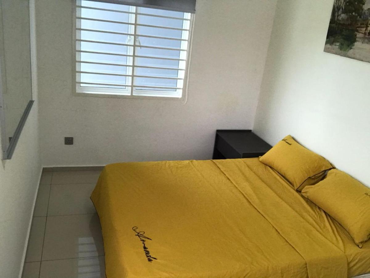 Me'Na Homestay, Sepang - Housity