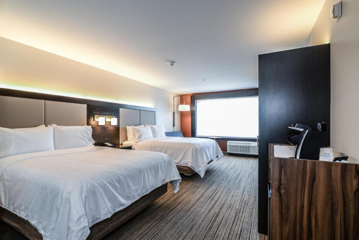 Holiday Inn Express Flint-Campus Area, an IHG Hotel - Housity