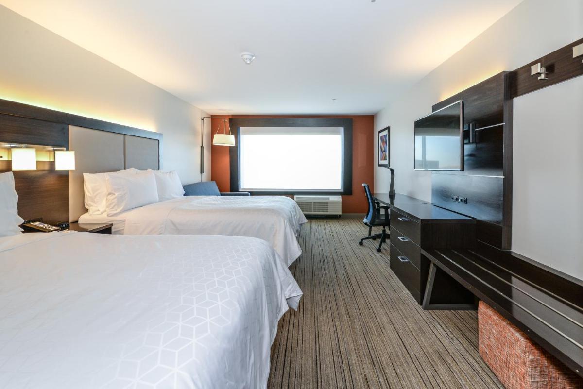 Holiday Inn Express Flint-Campus Area, an IHG Hotel - Housity