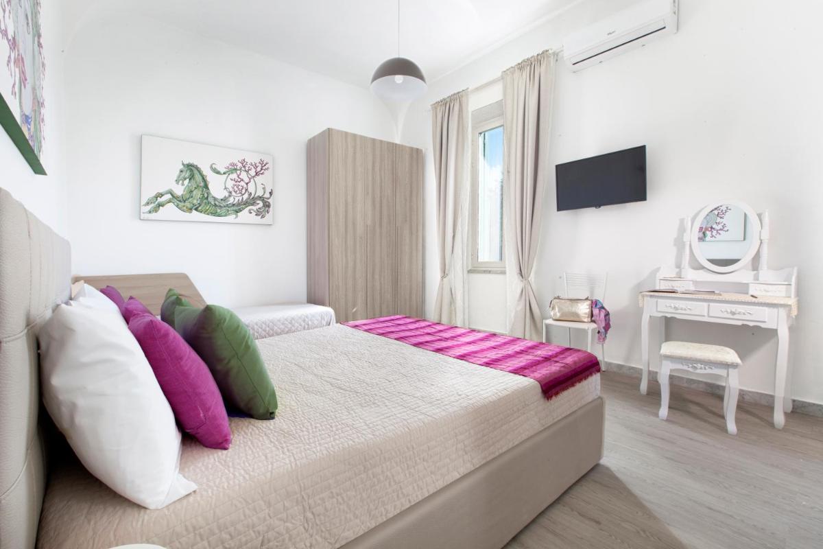 Estate4Home - Villa Lina - Housity