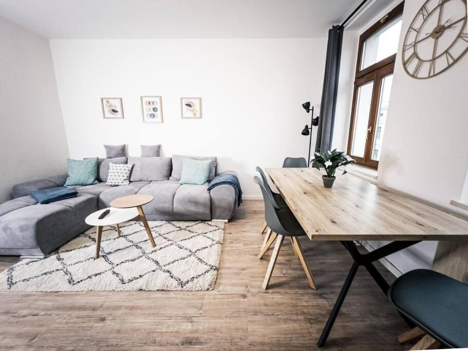 ⋙ Stilvolle Wohnung mit 2 Schlafzimmern & Balkon ⋘ - Hizvo