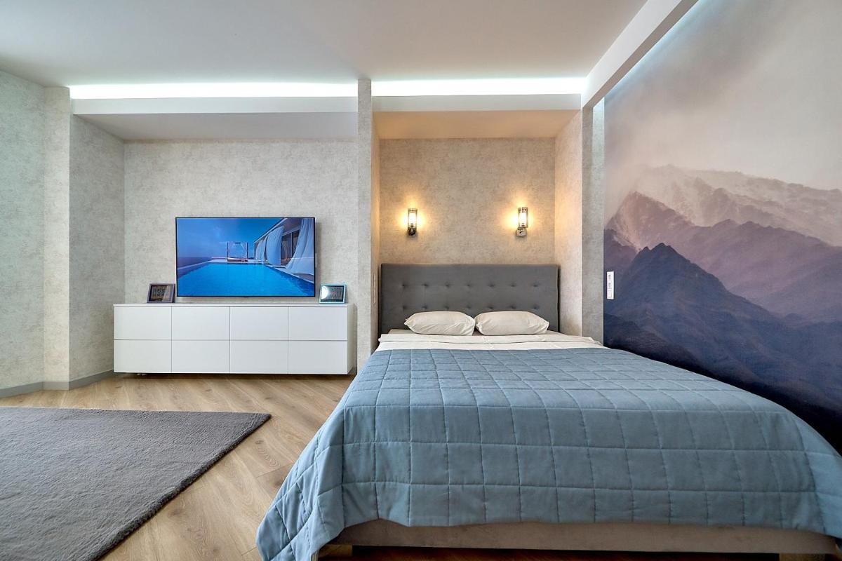 Apartment on Ratomskaya 7 - Housity