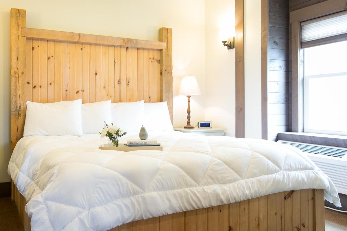 Suitetrails - Village Dreams Cottage by Amish Country Lodging