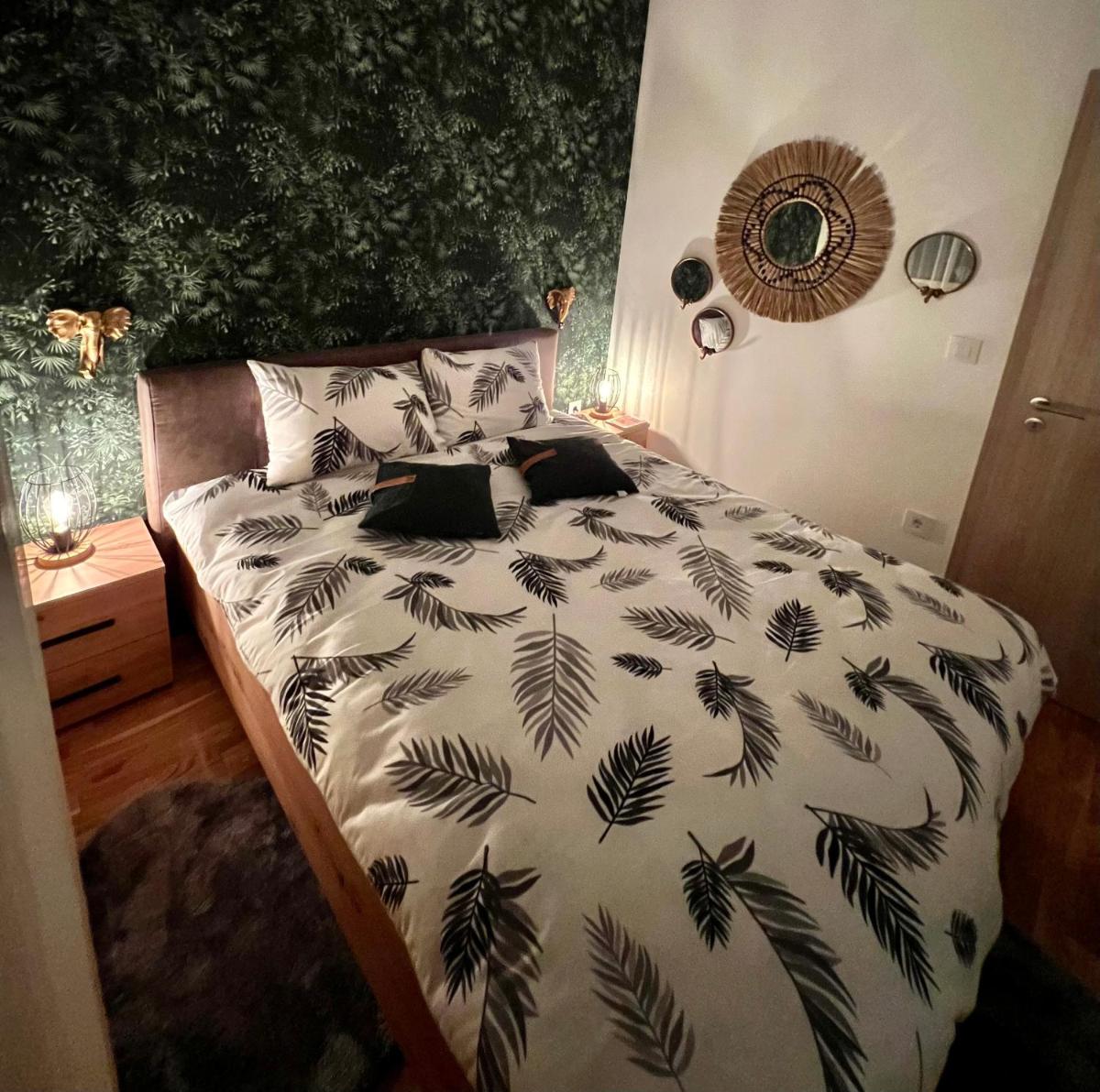 Jungle Lux Apartment - Housity