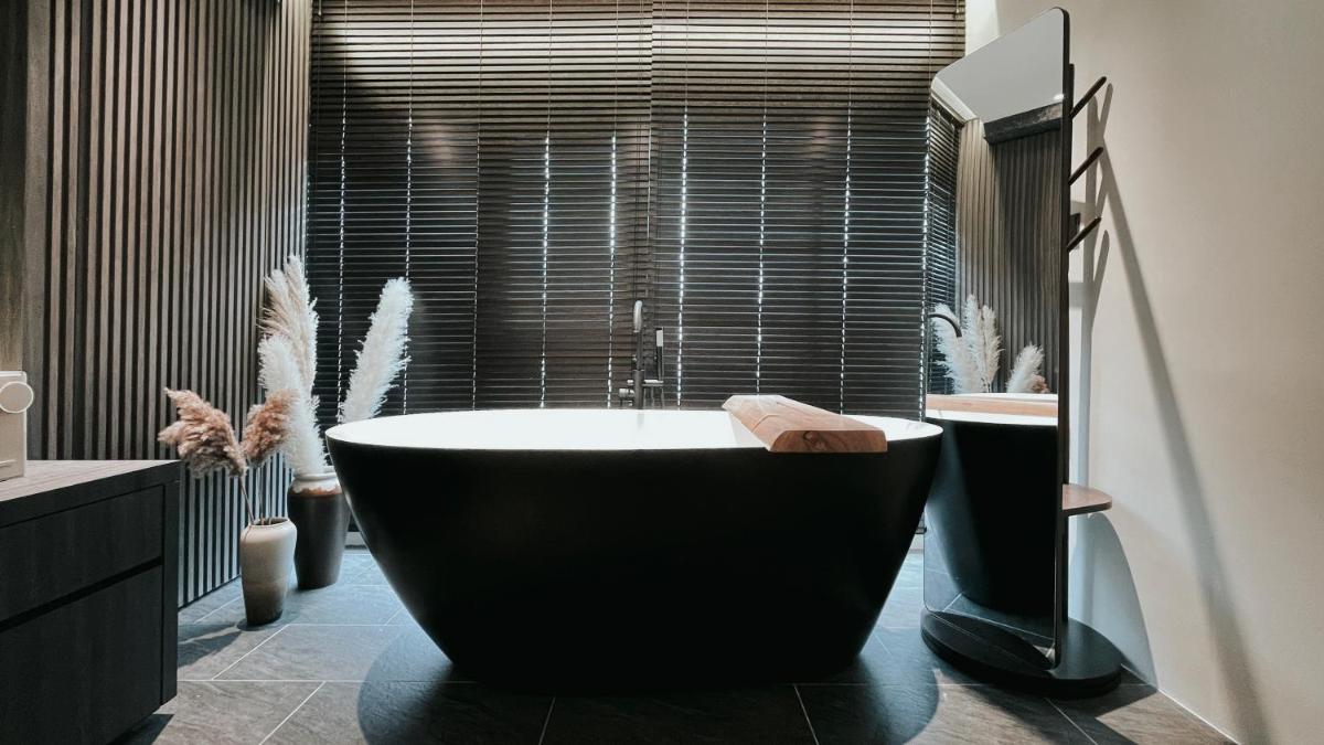 Suitetrails - The Cara Boutique Hotel