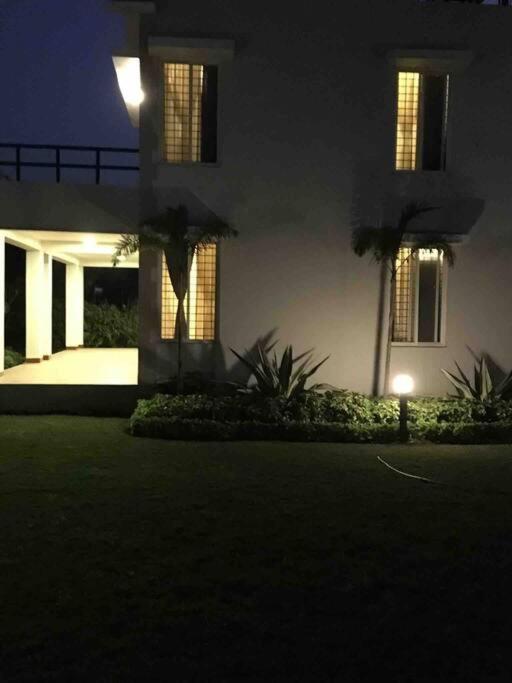 Celestial Resorts, 3 Bedroom Luxury Villa - Housity