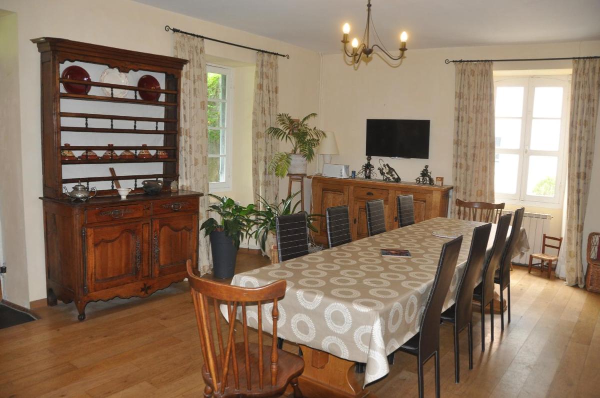 Gîte d\'étape Le Couvent d\'Ossau - Housity