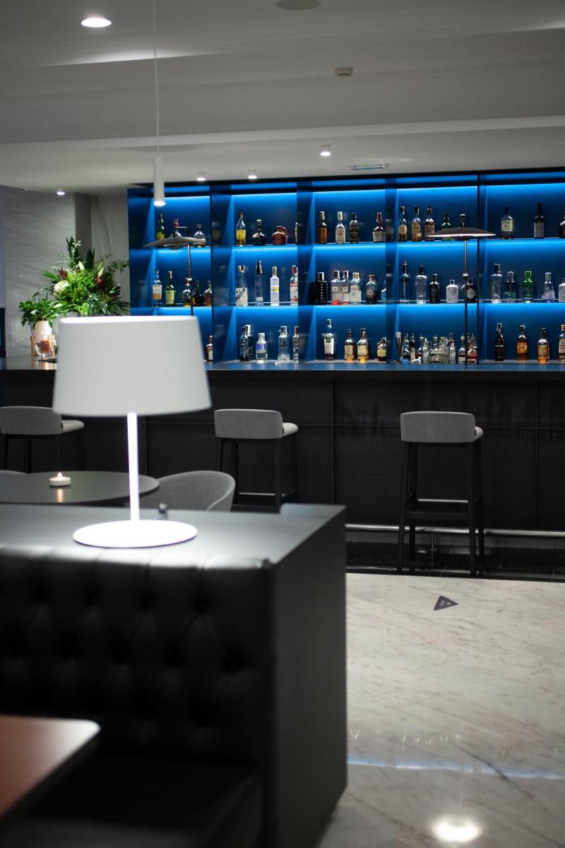 Hotel Carlos I Silgar - Housity