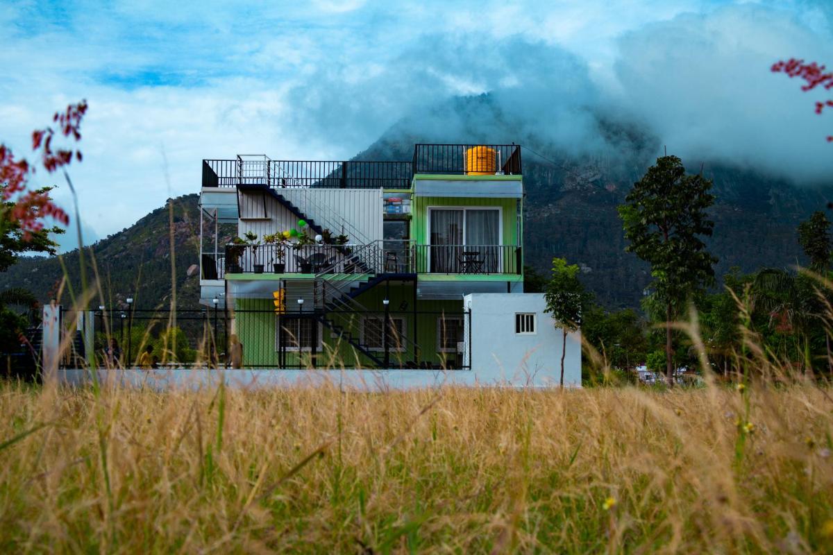 Stay at Nandi - Housity