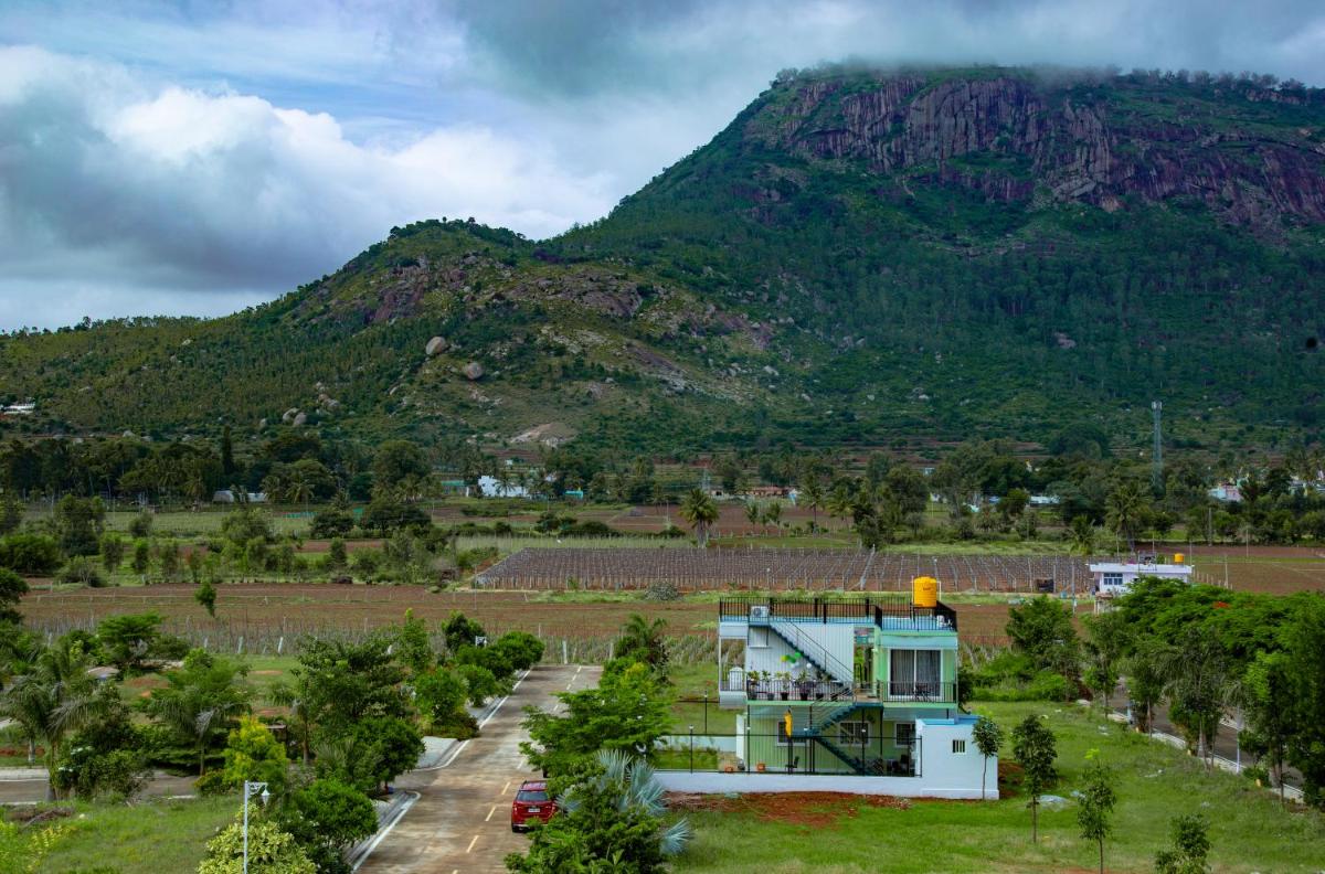 Stay at Nandi - Housity