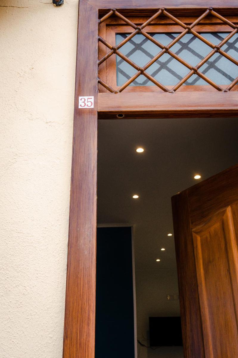 Marina Blue House - Housity