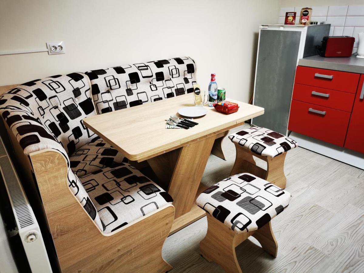 Cozy house with garden close to the city center and Airport Maximum four persons - Housity