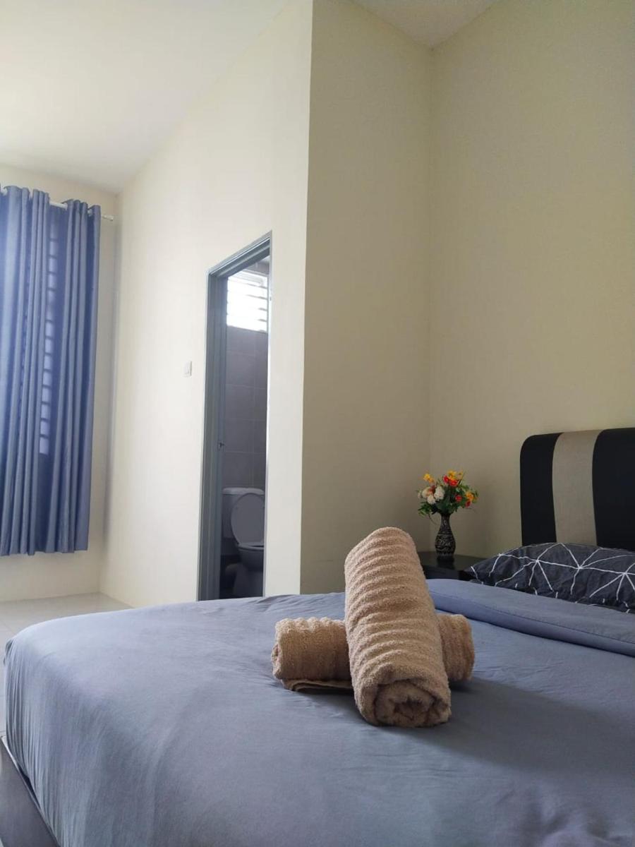 Afiyah Guesthouse - Housity