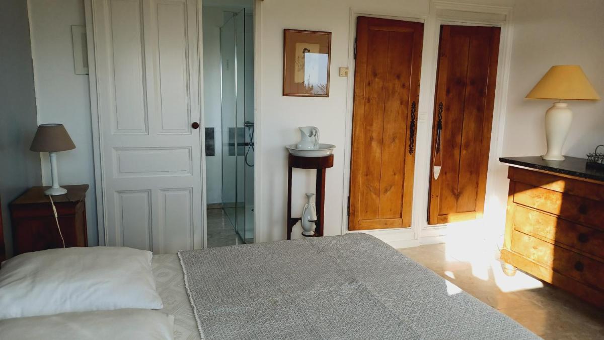 La Criste Marine - Housity