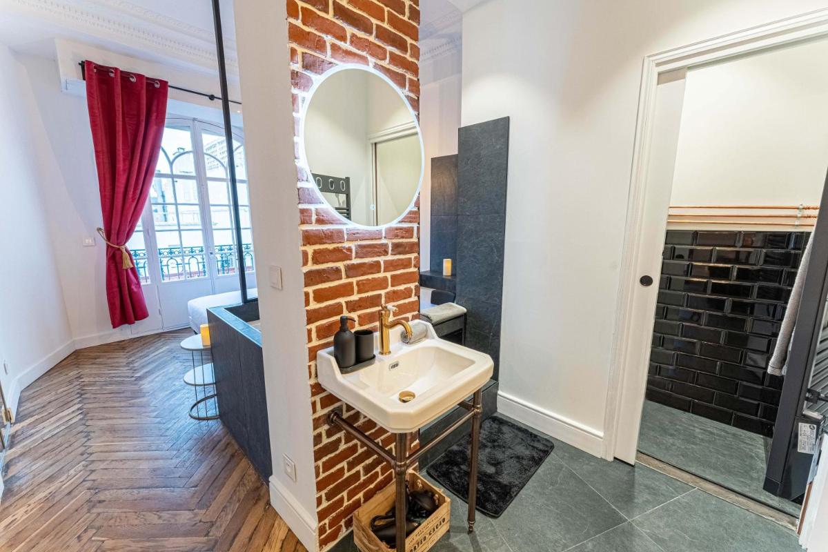 Jacuzzi-Nice quartier des musiciens-Loft - Housity