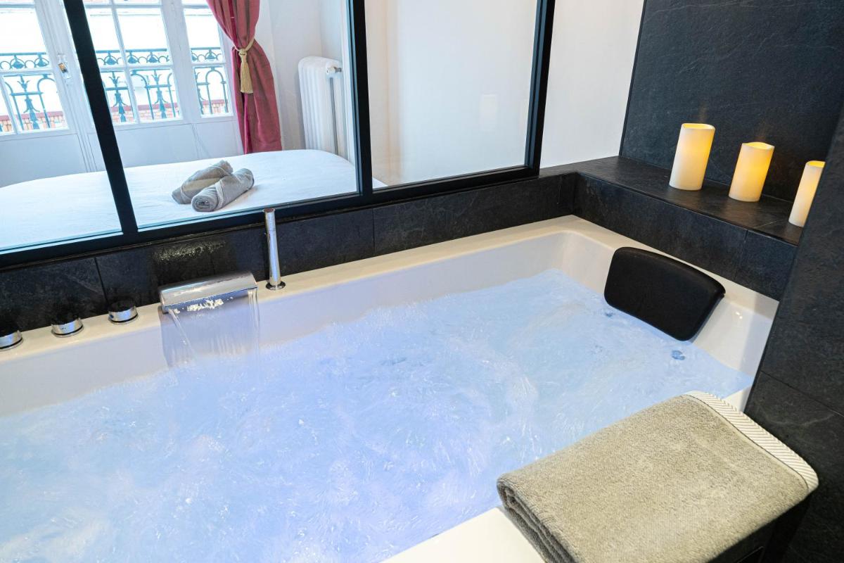 Jacuzzi-Nice quartier des musiciens-Loft - Housity