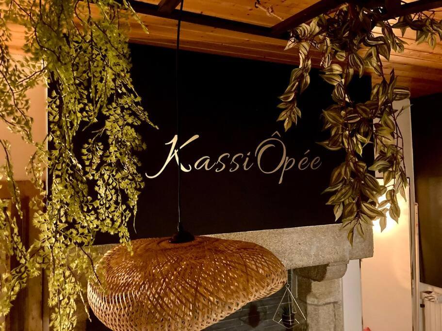 SUITE KASSIOPEE, romantisme, balnéo, sauna - Housity