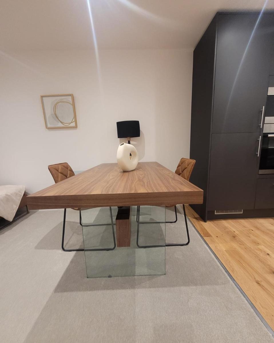 Luxury 1 Bed Apartment In The Heart Of Rochester - Housity