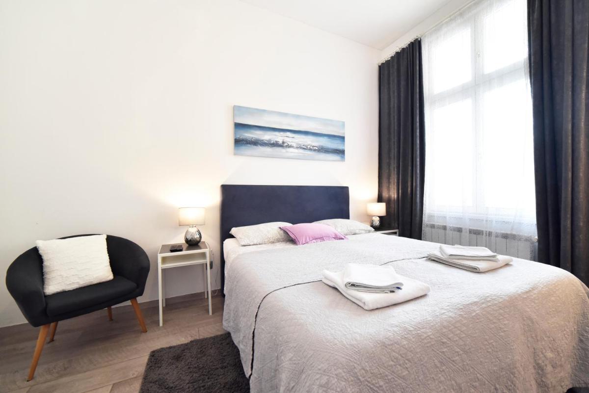 Deluxe Apartments Ria - Housity