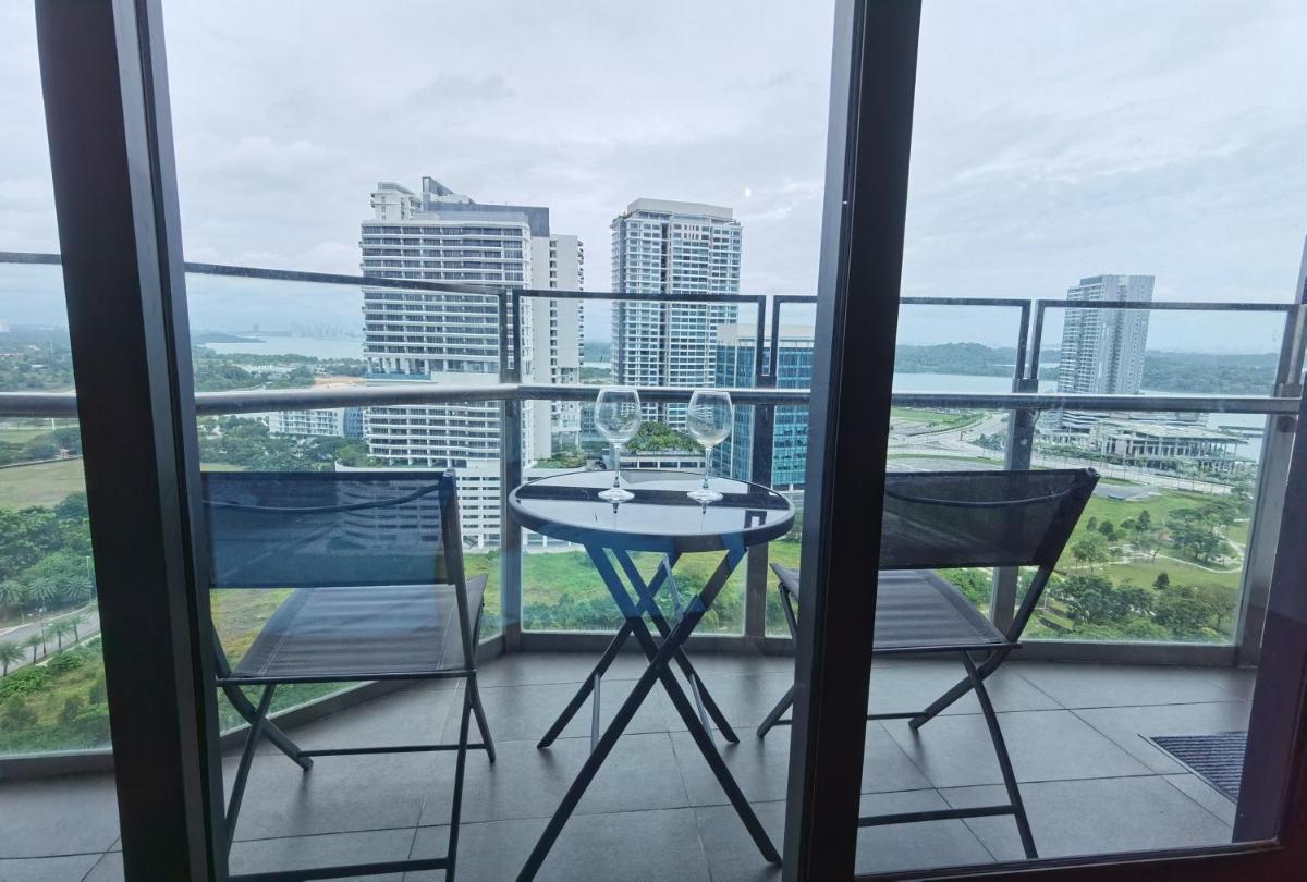 ALMAS PUTERI HARBOUR - Housity