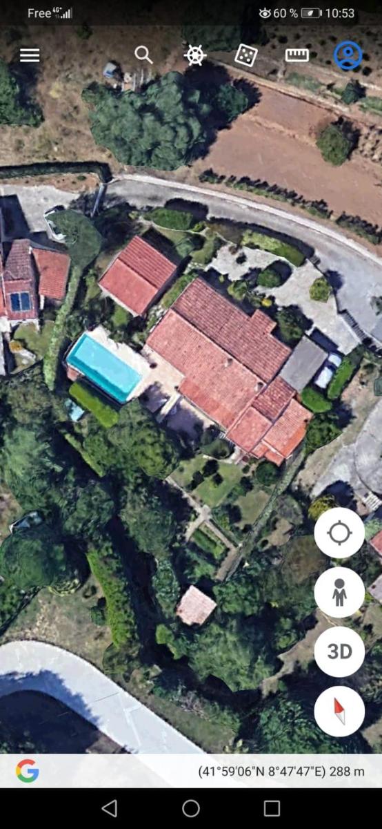 Charmant studio avec piscine . - Housity