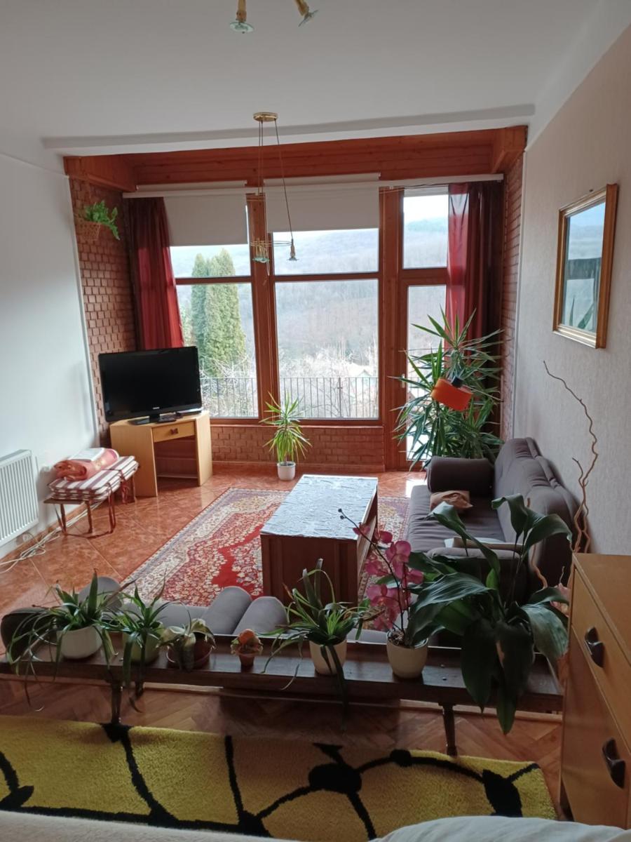 Suitetrails - Anna Apartman Parádsasvár