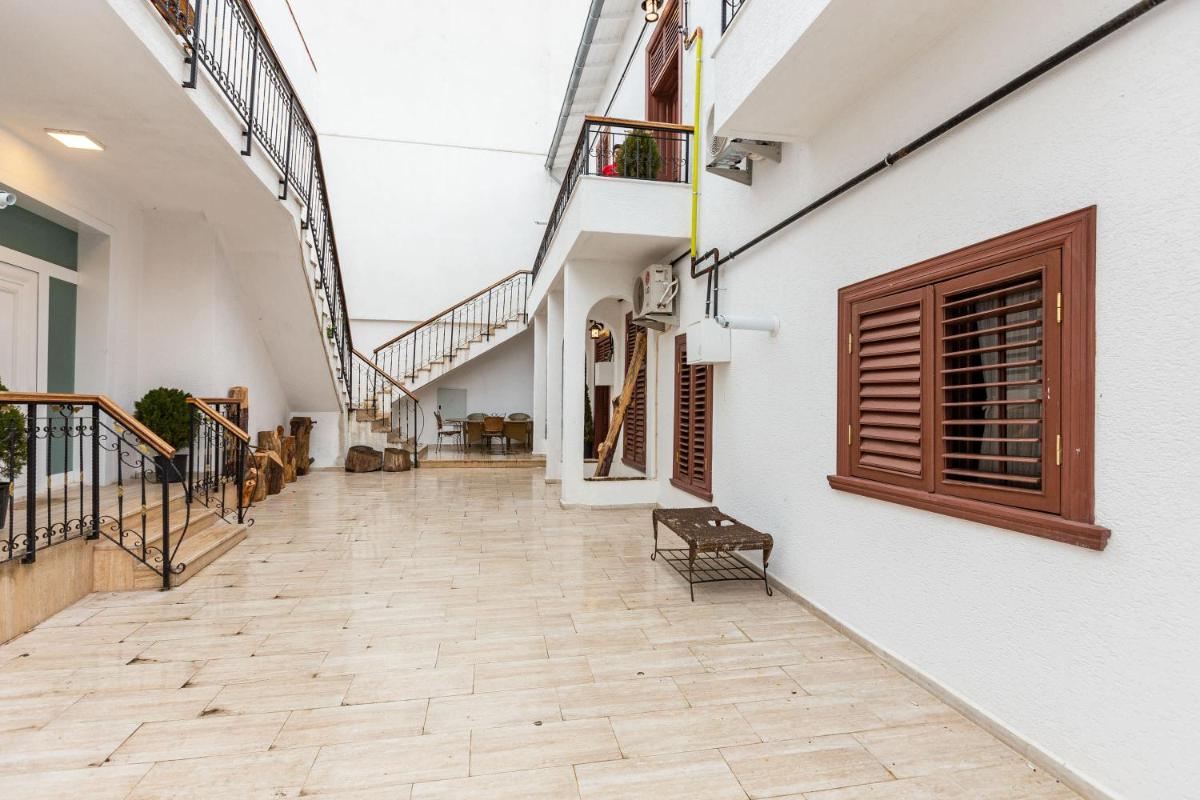 Flat in Renovated Historical Building in Princes' Islands, Istanbul - Housity